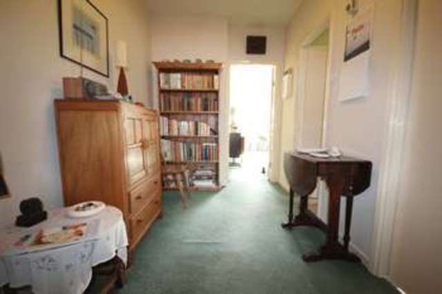  Image of 2 bedroom Flat for sale in Canford Lane Westbury-on-Trym Bristol BS9 at Canford Lane Westbury on Trym Bristol, BS9 3NY