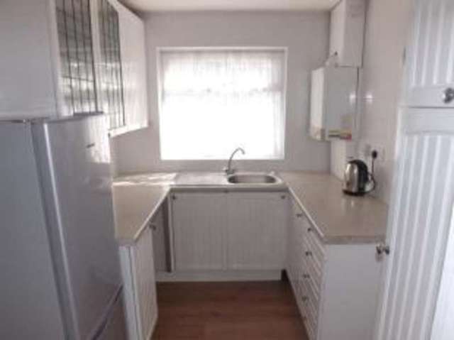  Image of 1 bedroom Bungalow for sale in Bommel Avenue Canvey Island SS8 at Canvey Island Essex Leigh Beck, SS8 7QT