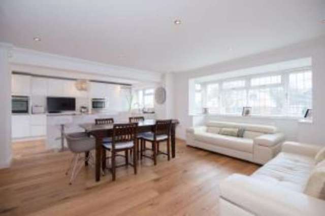  Image of 4 bedroom Bungalow for sale in Capell Avenue Chorleywood Rickmansworth WD3 at Chorleywood Rickmansworth Chorleywood, WD3 5HX