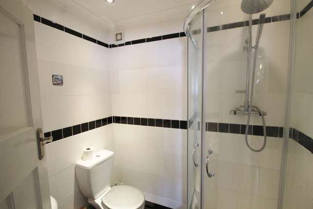  Image of 3 bedroom Terraced house to rent in Cardinal Avenue Morden SM4 at Cardinal Avenue Morden Park Morden, SM4 4TA