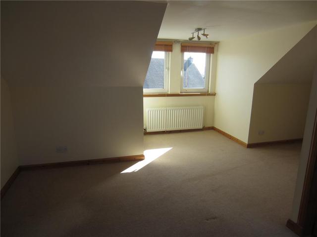  Image of 3 bedroom Semi-Detached house to rent in Caroline Terrace East Craigs Edinburgh EH12 at Corstorphine Edinburgh Edinburgh, EH12 8QU