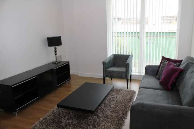  Image of 1 bedroom Flat to rent in Seven Sea Gardens London E3 at Ceram Court  Bow, E3 3GW