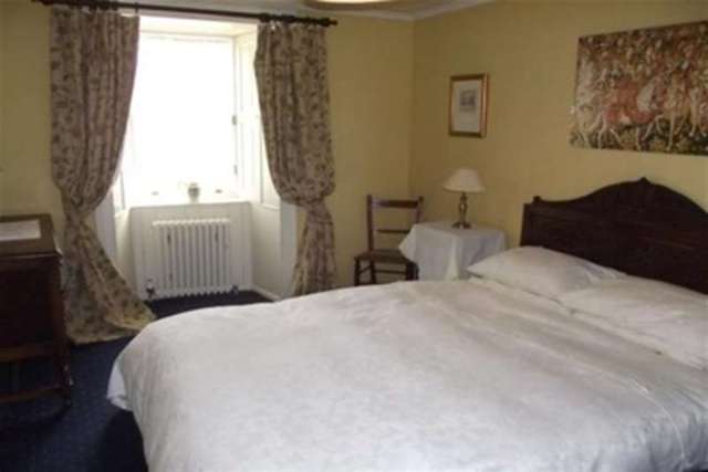  Image of 2 bedroom Flat to rent in Cathcart Street Ayr KA7 at Ayr, KA7 1BJ