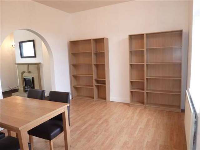  Image of 2 bedroom Terraced house for sale in Causeway Side Linthwaite Huddersfield HD7 at Linthwaite, HD7 5NL