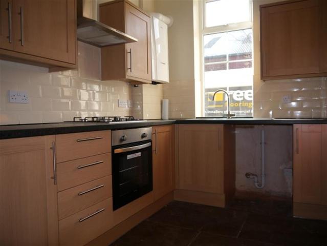  Image of 2 bedroom Terraced house to rent in Cavendish Place Stanningley Pudsey LS28 at Pudsey  Farsley, LS28 6AH