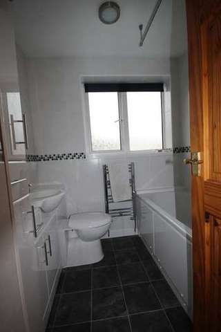  Image of 2 bedroom Flat for sale in Cecil Avenue Salisbury SP2 at Cecil Avenue  Salisbury, SP2 8EE