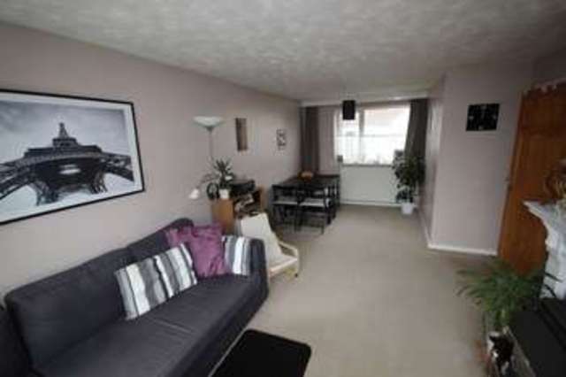 Image of 2 bedroom Flat for sale in Cecil Avenue Salisbury SP2 at Cecil Avenue  Salisbury, SP2 8EE