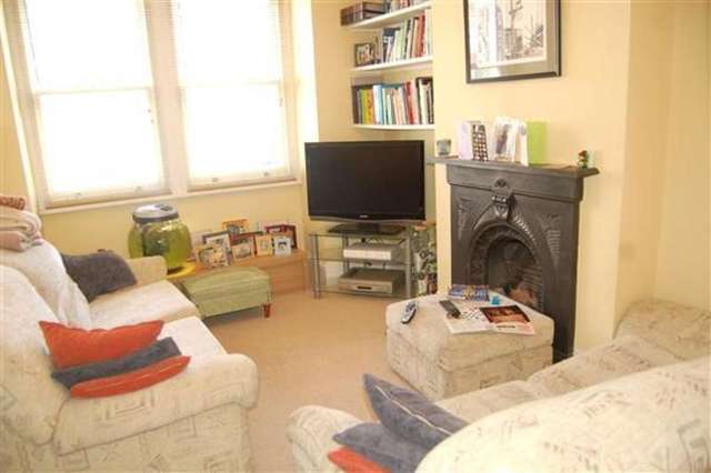  Image of 2 bedroom Terraced house to rent in Cecil Road London SW19 at South Wimbledon, SW19 1JP