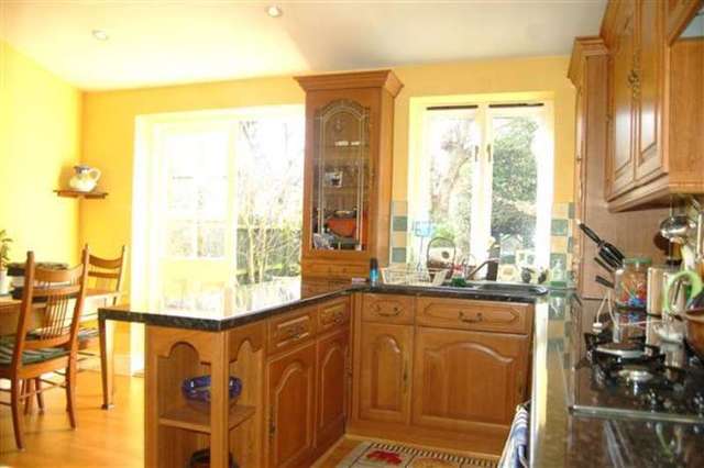  Image of 2 bedroom Terraced house to rent in Cecil Road London SW19 at South Wimbledon, SW19 1JP