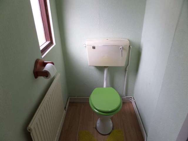  Image of 5 bedroom Semi-Detached house for sale in Cedars Way Newport Pagnell MK16 at Newport Pagnell, MK16 0DR