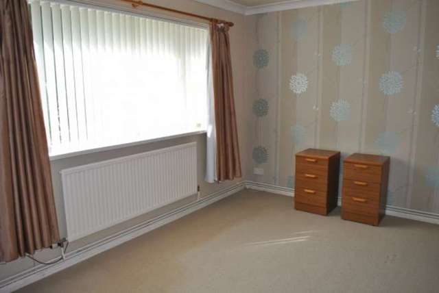  Image of 2 bedroom Maisonette for sale in Cefn Graig Rhiwbina Cardiff CF14 at Cefn Graig  Cardiff, CF14 6JZ