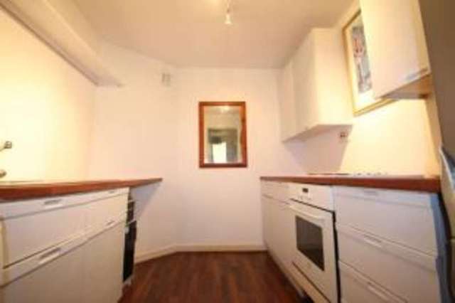  Image of 1 bedroom Flat for sale in Cessnock Street Govan Glasgow G51 at Glasgow Lanarkshire Govan, G51 1AS