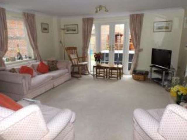  Image of 6 bedroom Detached house for sale in Carew Close Chafford Hundred Grays RM16 at Chafford Hundred Grays North Stifford, RM16 6RZ