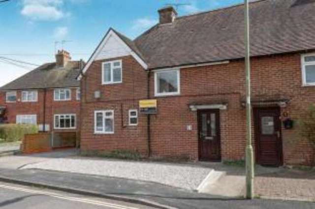  Image of 3 bedroom Semi-Detached house for sale in Fryern Close Chandler