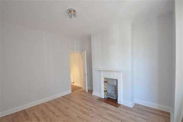  Image of 4 bedroom Detached house to rent in Chandos Avenue London W5 at South Ealing, W5 4EP