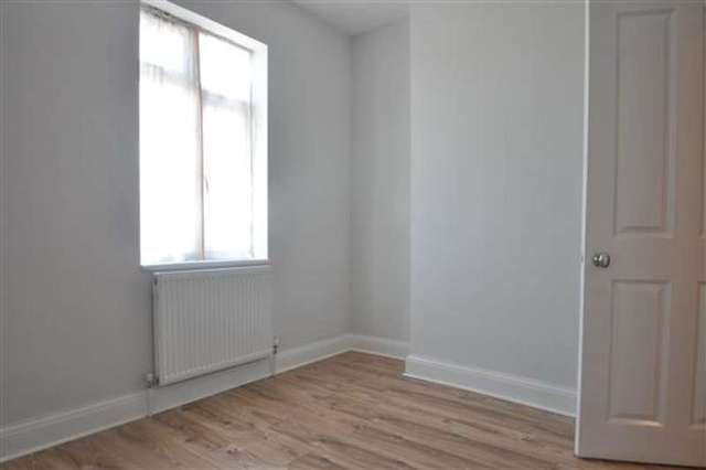  Image of 4 bedroom Detached house to rent in Chandos Avenue London W5 at South Ealing, W5 4EP