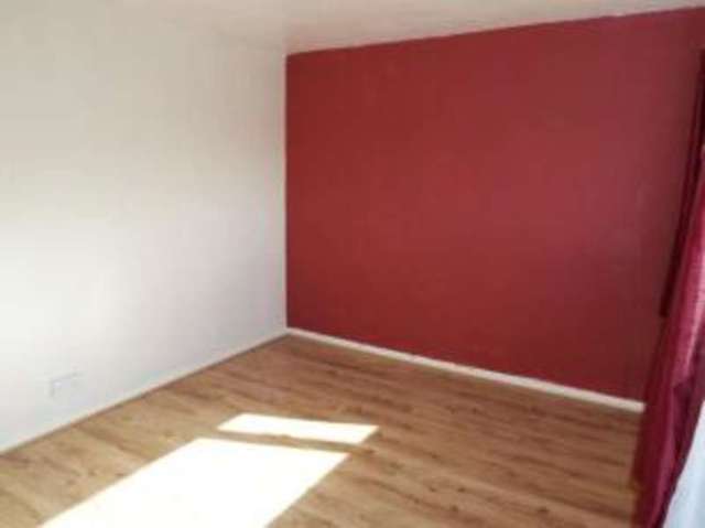  Image of 2 bedroom Maisonette for sale in Chapelfield Radcliffe Manchester M26 at Radcliffe Manchester Radcliffe, M26 1JH