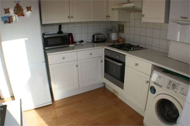  Image of 2 bedroom Maisonette for sale in Charlton Road Queensbury Harrow HA3 at Kenton HARROW HARROW, HA3 9HP