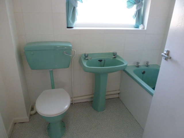  Image of 3 bedroom Terraced house to rent in Chatcombe Yate Bristol BS37 at Yate  South Glos, BS37 4JD