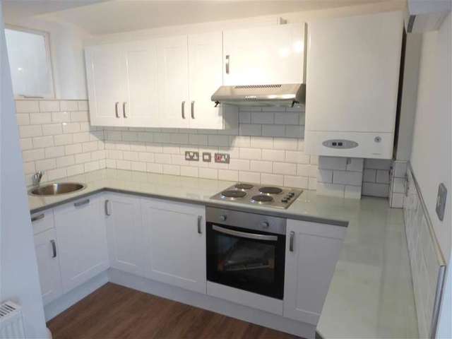  Image of 2 bedroom Apartment for sale in Chatham Place Brighton BN1 at Brighton East Sussex Brighton, BN1 3TN