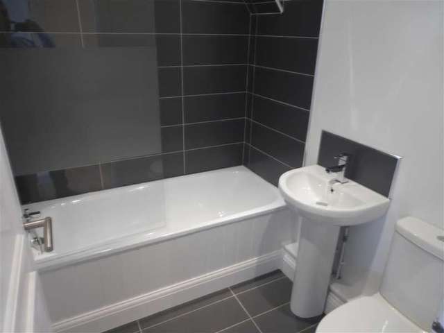  Image of 2 bedroom Apartment for sale in Chatham Place Brighton BN1 at Brighton East Sussex Brighton, BN1 3TN
