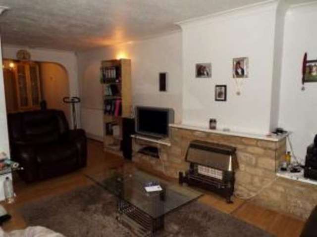  Image of 3 bedroom Semi-Detached house for sale in Cheneys Walk Bletchley Milton Keynes MK3 at Bletchley Milton Keynes Bletchley, MK3 6JY