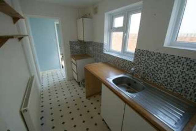  Image of 2 bedroom Cottage to rent in Cheriton Place Walmer Deal CT14 at Cheriton Place  Walmer, CT14 7DT
