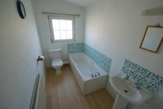  Image of 2 bedroom Cottage to rent in Cheriton Place Walmer Deal CT14 at Cheriton Place  Walmer, CT14 7DT