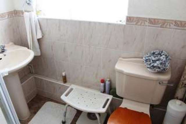  Image of 3 bedroom Property for sale in Cherry Tree Avenue Cowplain Waterlooville PO8 at Cherry Tree Avenue Cowplain Waterlooville, PO8 8BA