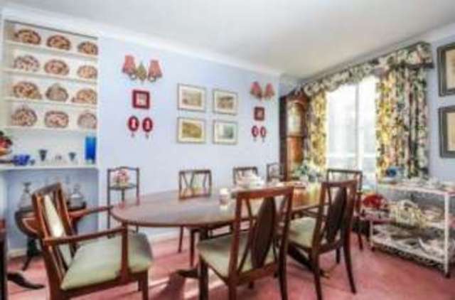  Image of 2 bedroom Flat for sale in St. Pauls Cray Road Chislehurst BR7 at St. Pauls Cray Road Chislehurst Chislehurst, BR7 6QB