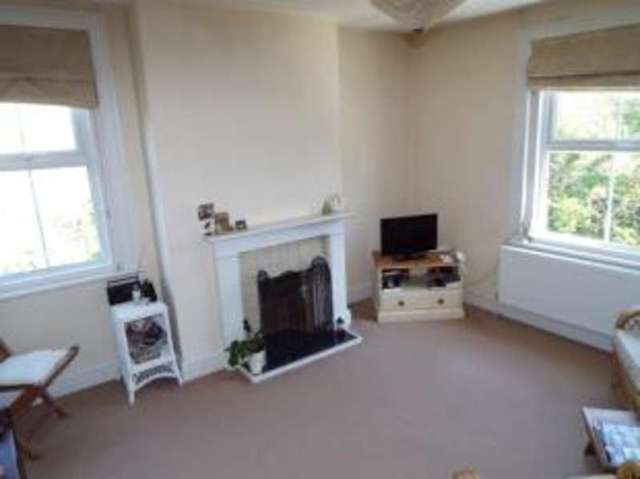  Image of 2 bedroom Flat for sale in Chichester Road Midhurst GU29 at Chichester Road Midhurst Midhurst, GU29 9PF