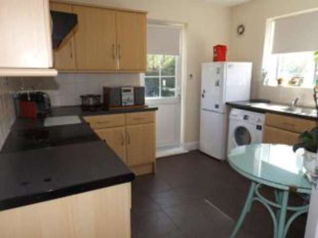  Image of 2 bedroom Bungalow for sale in Lakeland Close Chigwell IG7 at Chigwell Essex Chigwell Row, IG7 4QU