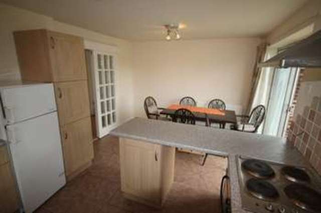  Image of 3 bedroom Semi-Detached house to rent in Chilson Drive Mickleover Derby DE3 at Chilson Drive Mickleover Derby, DE3 0PG