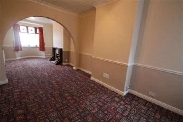  Image of 2 bedroom Detached house to rent in Chorlton Road Birches Head Stoke-on-Trent ST1 at Stoke On Trent, ST1 6NQ