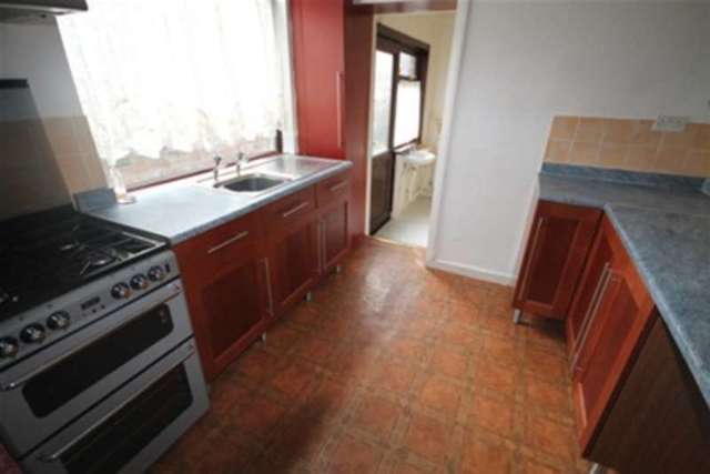  Image of 2 bedroom Detached house to rent in Chorlton Road Birches Head Stoke-on-Trent ST1 at Stoke On Trent, ST1 6NQ