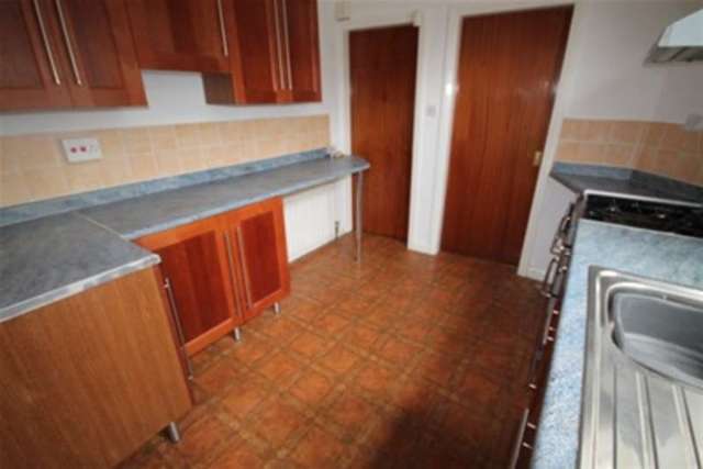  Image of 2 bedroom Detached house to rent in Chorlton Road Birches Head Stoke-on-Trent ST1 at Stoke On Trent, ST1 6NQ