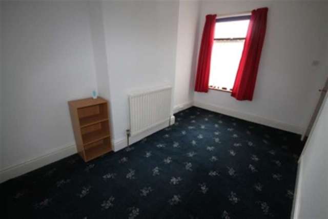  Image of 2 bedroom Detached house to rent in Chorlton Road Birches Head Stoke-on-Trent ST1 at Stoke On Trent, ST1 6NQ