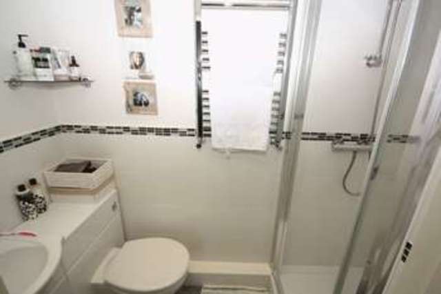  Image of 2 bedroom Flat to rent in Dragoon Way Christchurch BH23 at Dragoon Way  Christchurch, BH23 2TY