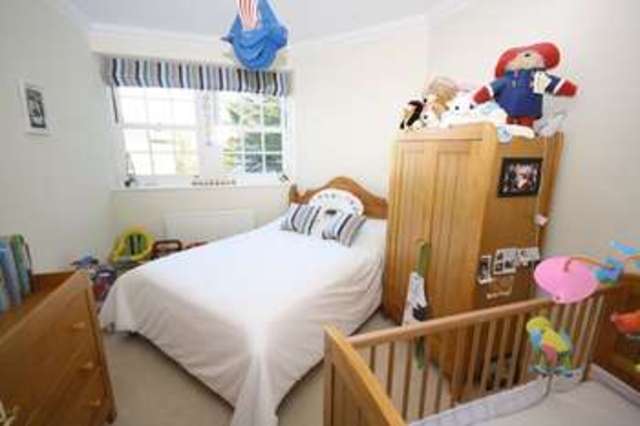  Image of 2 bedroom Flat to rent in Dragoon Way Christchurch BH23 at Dragoon Way  Christchurch, BH23 2TY