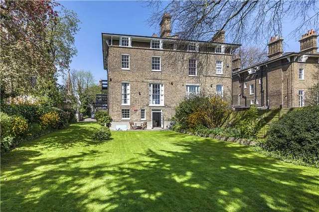  Image of 3 bedroom Flat for sale in Church Terrace London SE13 at London  Lewisham, SE13 5BT