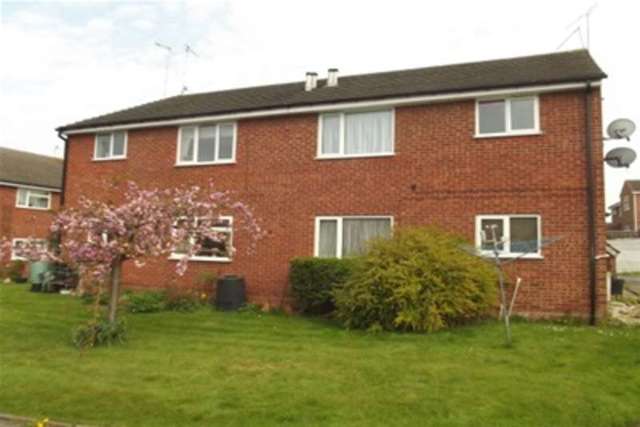 Image of 2 bedroom Flat to rent in Pershore Road Evesham WR11 at Evesham, WR11 2JX