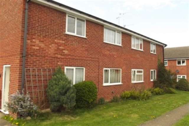  Image of 2 bedroom Flat to rent in Pershore Road Evesham WR11 at Evesham, WR11 2JX