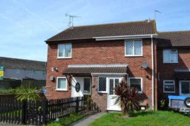  Image of 2 bedroom Detached house for sale in Trimley Close Clacton-on-Sea CO16 at Clacton-on-Sea Essex Little Clacton, CO16 7AZ