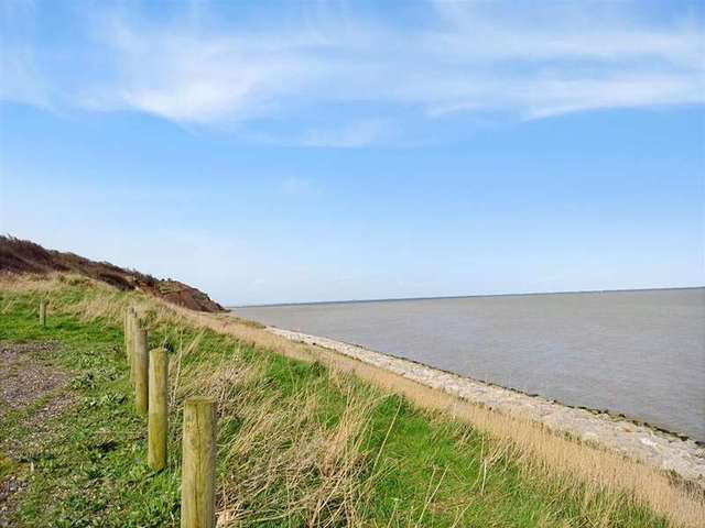  Image of 3 bedroom Bungalow for sale in Cliff Drive Warden Sheerness ME12 at Warden Sheerness Sheerness, ME12 4PP