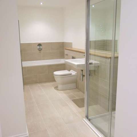  Image of 2 bedroom Apartment to rent in Beaufort Road Clifton Bristol BS8 at 2 Beaufort Road  Bristol, BS8 2JR