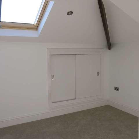  Image of 2 bedroom Apartment to rent in Beaufort Road Clifton Bristol BS8 at 2 Beaufort Road  Bristol, BS8 2JR