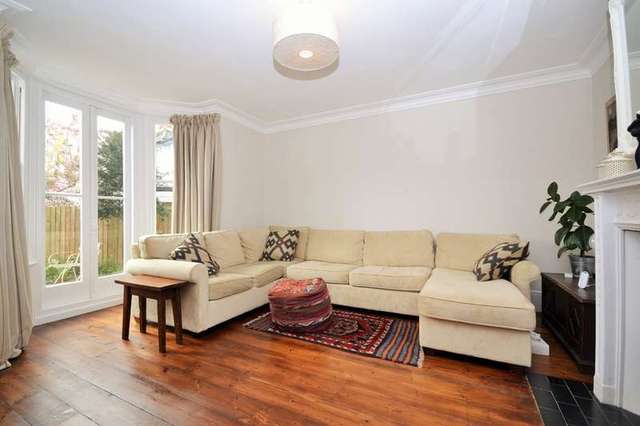  Image of 4 bedroom Detached house to rent in Cliftonville Dorking RH4 at Dorking Dorking, RH4 2JF