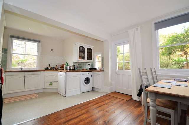  Image of 4 bedroom Detached house to rent in Cliftonville Dorking RH4 at Dorking Dorking, RH4 2JF