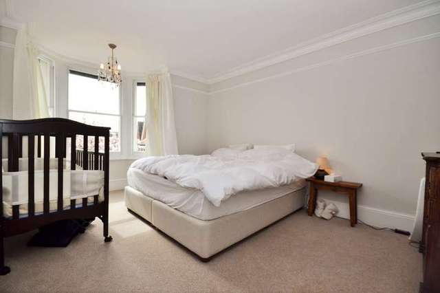 Image of 4 bedroom Detached house to rent in Cliftonville Dorking RH4 at Dorking Dorking, RH4 2JF
