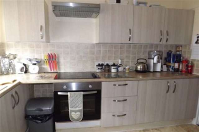  Image of 2 bedroom Maisonette to rent in Chapman Road Clacton-on-Sea CO15 at Clacton-on-Sea, CO15 6PT
